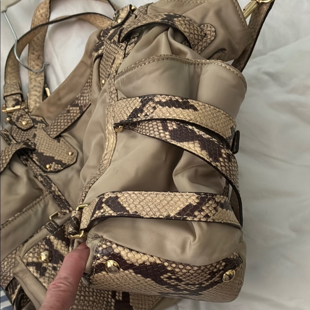 Michael Kors Tan and Brown Shoulder Bag with Slouchy Silhouette - Picture 6 of 12